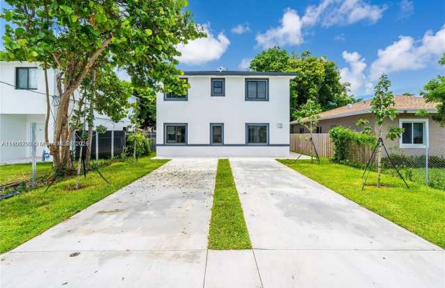 1821 NW 69th St photos photos