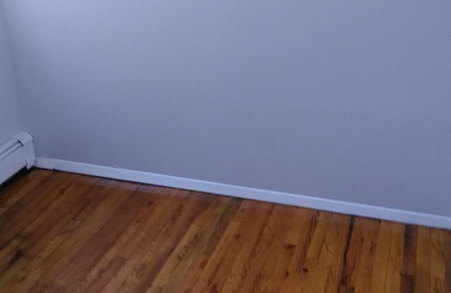 214 Elm St - 214 Elm Street, Newark, NJ 07105