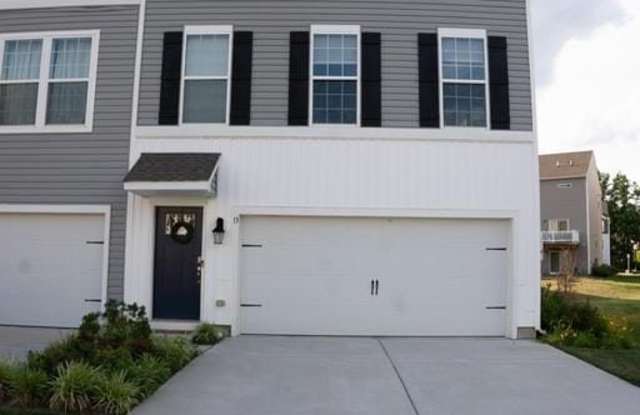 13 FOUNDRY BOULEVARD photos photos