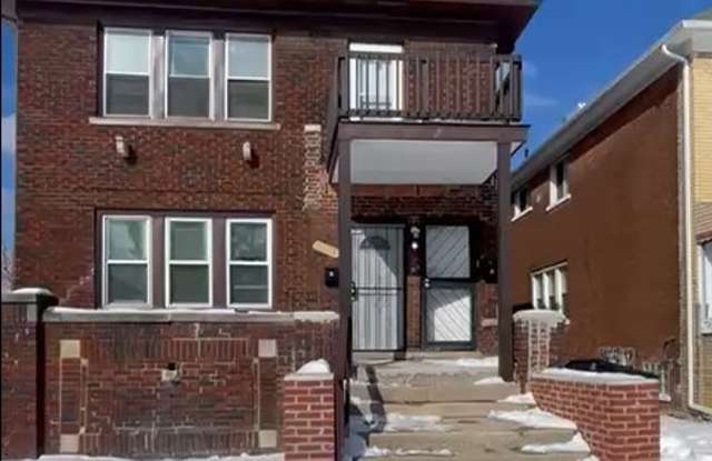 3812 West Grand Street - Upper photos photos