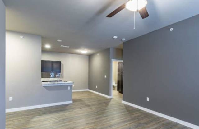 2047 Escala Pkwy Gallery 3