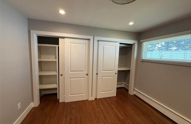 55075 Main Road Gallery 4
