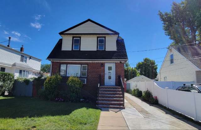 25 Morris Street - 25 Morris Street, Freeport, NY 11520