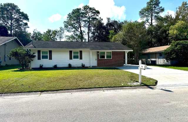 3 Bedroom home located in the Golf Cart District of Ocean Springs photos photos