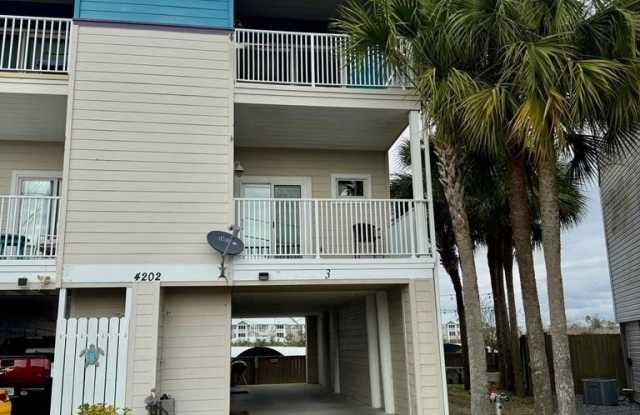 4202 Hwy 98 unit: 3 photos photos