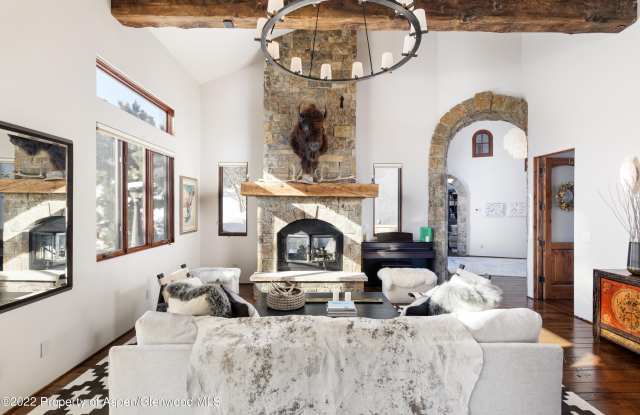 1960 Juniper Hill Road photos photos