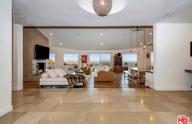 2324 JUPITER Drive Gallery 3