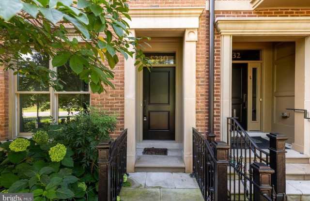 5230 STRATHMORE Avenue Gallery 3