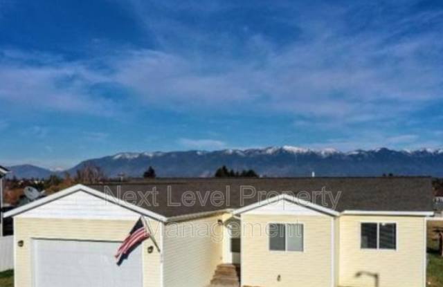 379 Bismark Street photos photos