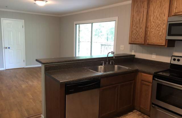 5585 Deerfield Trail Gallery 4
