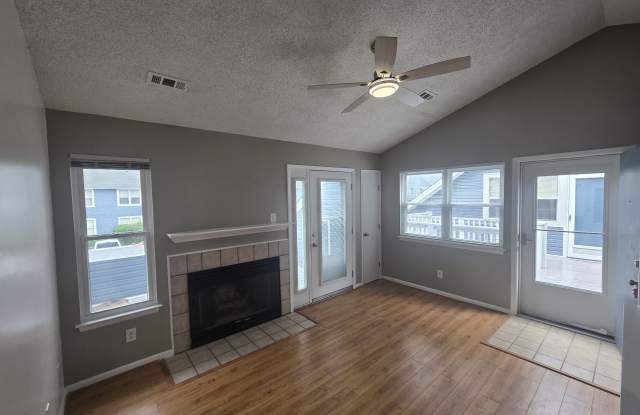 12759 Saint James Place - G photos photos
