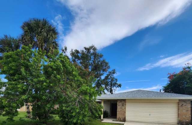 Spacious 4-Bedroom Retreat in Palm Bay – Multiple Living Areas & Endless Comfort! photos photos