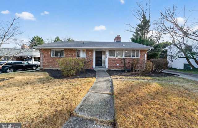 6020 CHESHIRE Drive photos photos