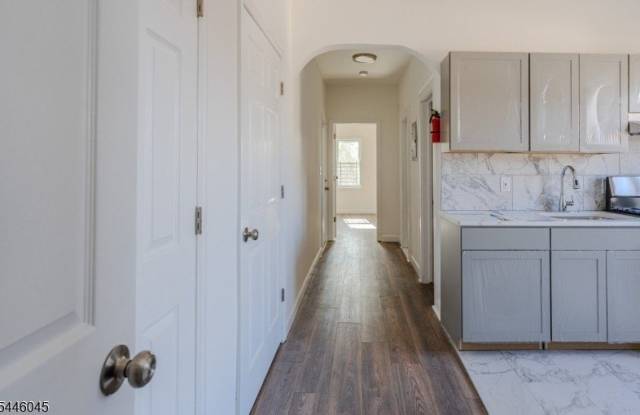 86-88 Abinger Pl Gallery 3