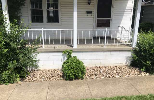 13 W Madison St photos photos