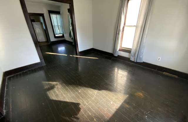 415 Sager St Gallery 2