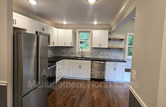 545 Lakeview Drive photos photos 545 Lakeview Drive photos photos