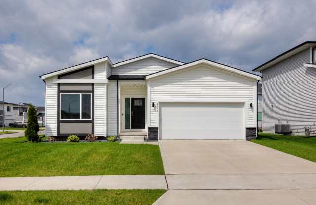 MODERN COMFORT!! 3 Bedroom, 2 Bathroom Home in Ankeny! photos photos