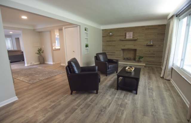 6125 Broadview Road photos photos