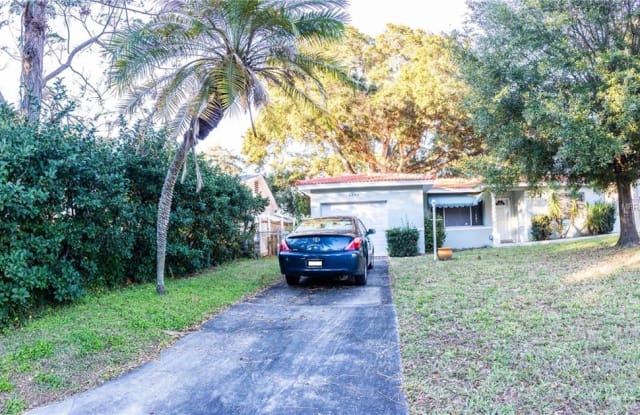 6243 14TH AVENUE S - 6243 14th Avenue South, Gulfport, FL 33707