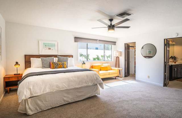 Furnished 3BR Mid-Century Pool Home in Twin Palms, Monthly Gallery 3