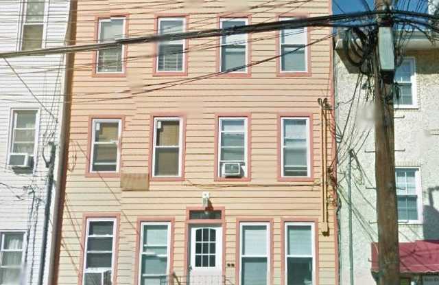 342 4TH ST photos photos