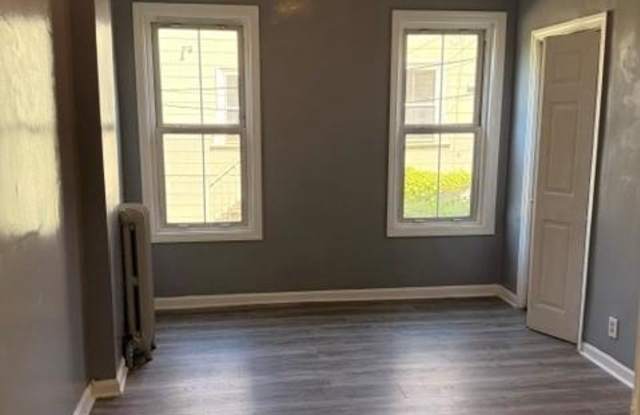 4 Burton Ave. Gallery 2