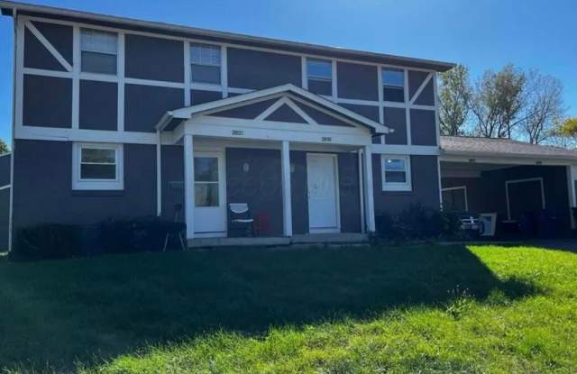2621 Woodsedge Road photos photos
