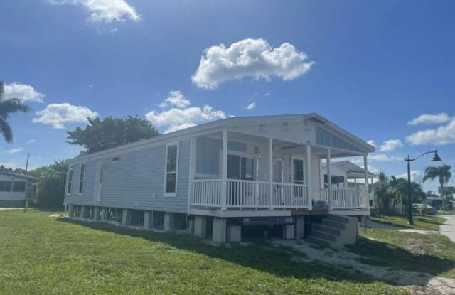 6980 41st Avenue N photos photos