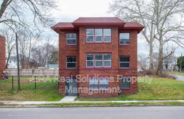 1092 Oakwood Avenue photos photos