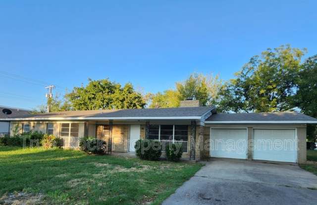 719 North Saint Joseph Drive Gallery 1