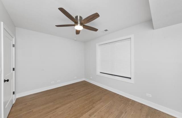 1908 West Winnemac Ave. Gallery 3
