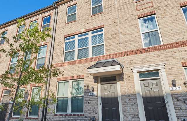 207 South Newkirk Street photos photos