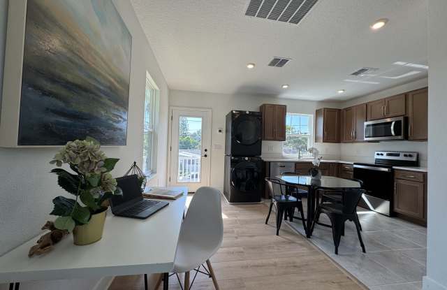 1779 29th Ave N photos photos
