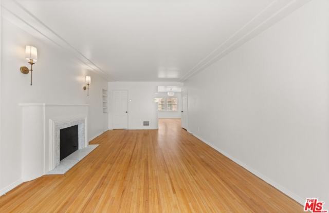 639 S Burnside Ave Gallery 4