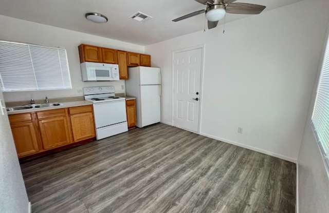 Recently Renovated 1 bedroom Gallery 3