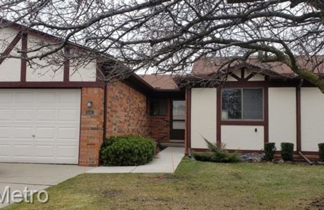 5449 Laura Drive - 5449 Laura Drive, Warren, MI 48091