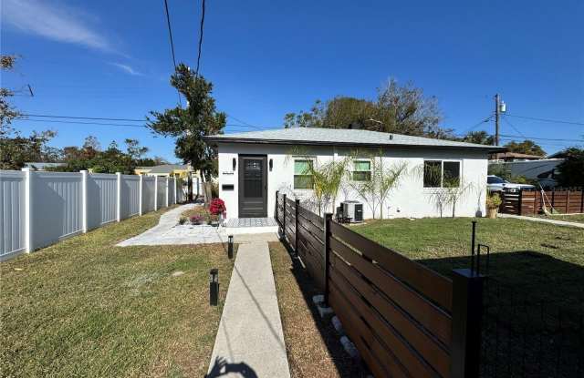 4131 1ST AVENUE N - 4131 1st Avenue North, St. Petersburg, FL 33713