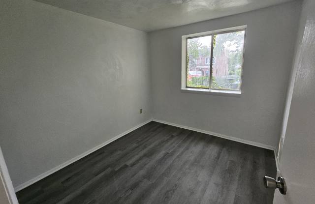 1023 Wallace Avenue#4 Gallery 2