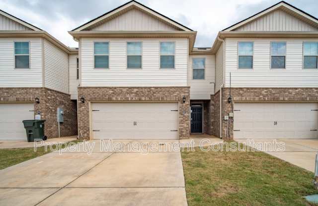 217 Bay Pine Dr Gallery 1