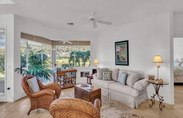 4890 N Newport Island Drive Gallery 2