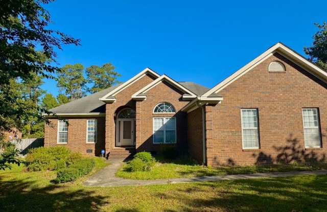 Spacious Four-Bedroom Brick Ranch in the Greenbriar High School District! Gallery 1