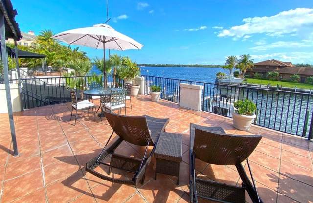 15 Royal Palm Pointe Gallery 3