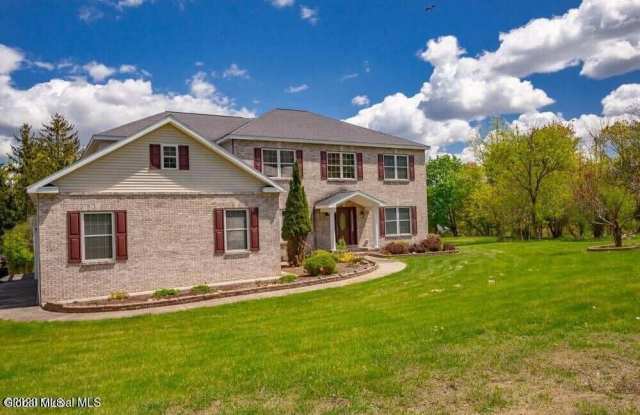620 Sacandaga Road Gallery 3