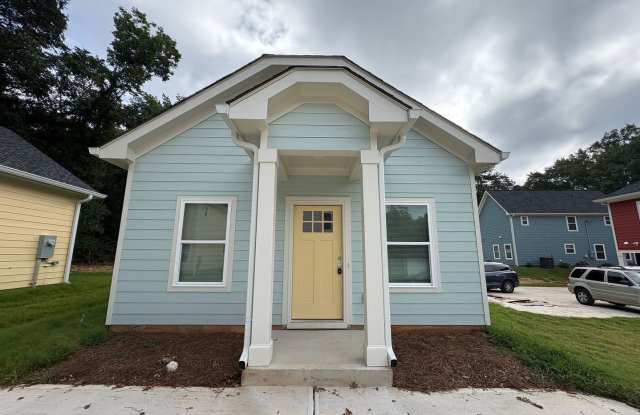PRE-LEASING FOR AUGUST 2027! photos photos