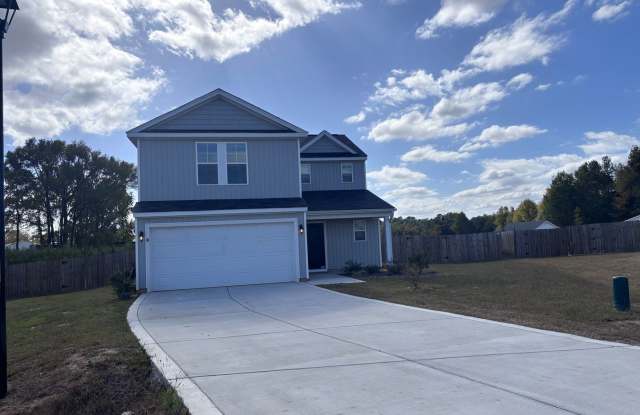 4-Bedroom Home on Over Half an Acre with a Huge Fenced Backyard! Gallery 1