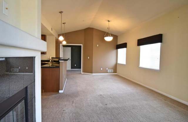 6242 Kilmer Loop Gallery 2