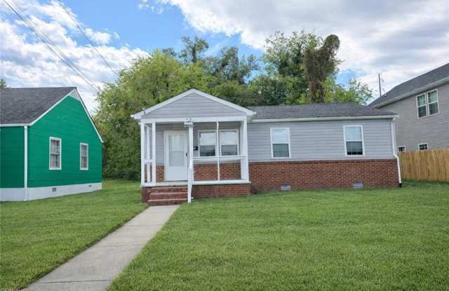 2510 Graham Street photos photos