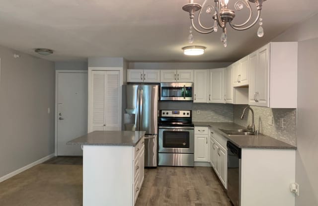 700 Front Street S. Unit D209 - 700 Front St S, Issaquah, WA 98027
