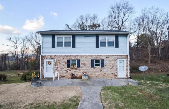 1736 Elbert DR - 1736 Elbert Drive, Roanoke County, VA 24018